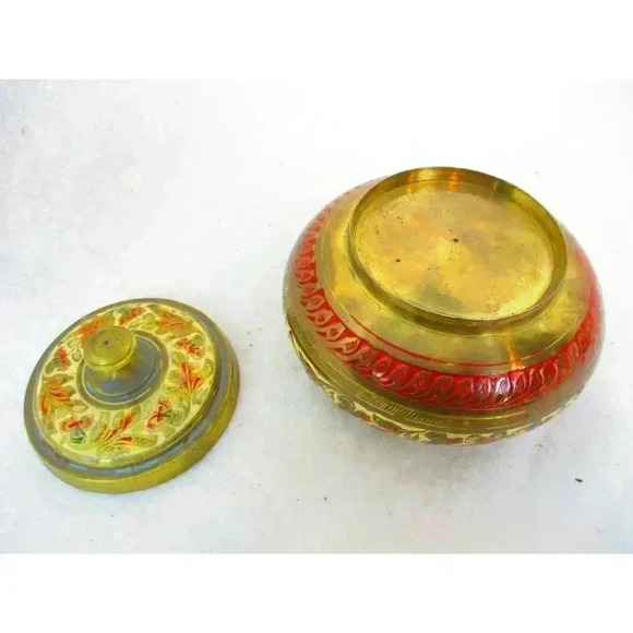 Enameled brass jar with lid, etched painted‎ India Trinket keepsake colorful red - Picture 5 of 7